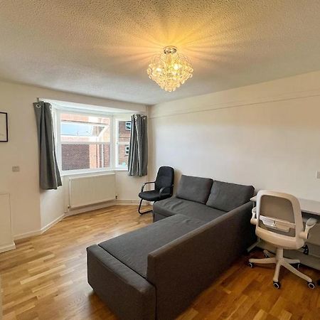 Stylish Apartment In City Centre Oxford Esterno foto